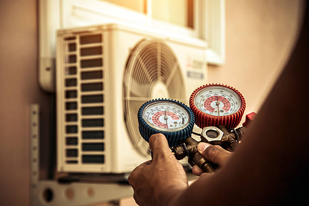Professional Hvac technician working in Midland, MI